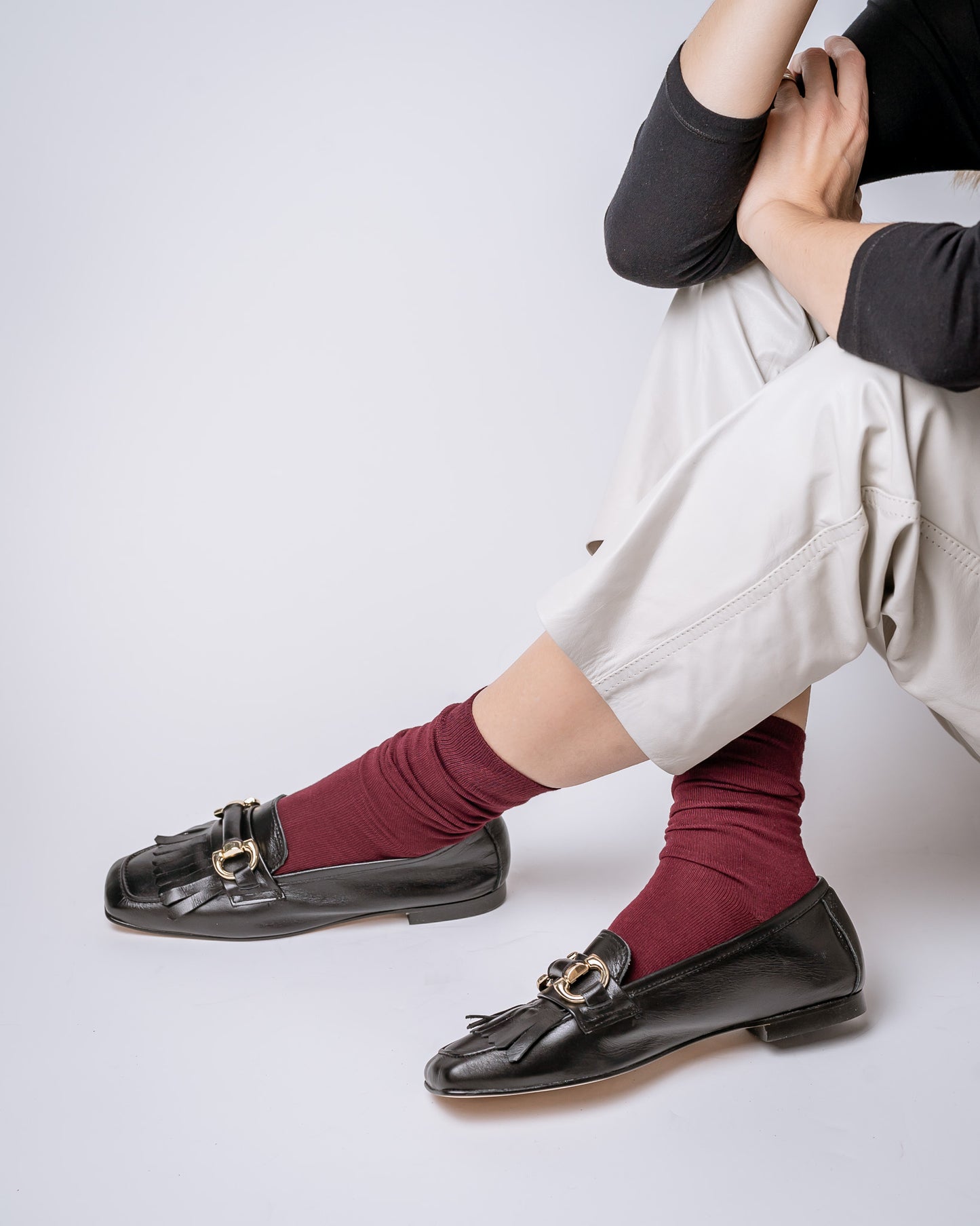 MOCASÍN CON FLECOS NAPA 24-I NEGRO