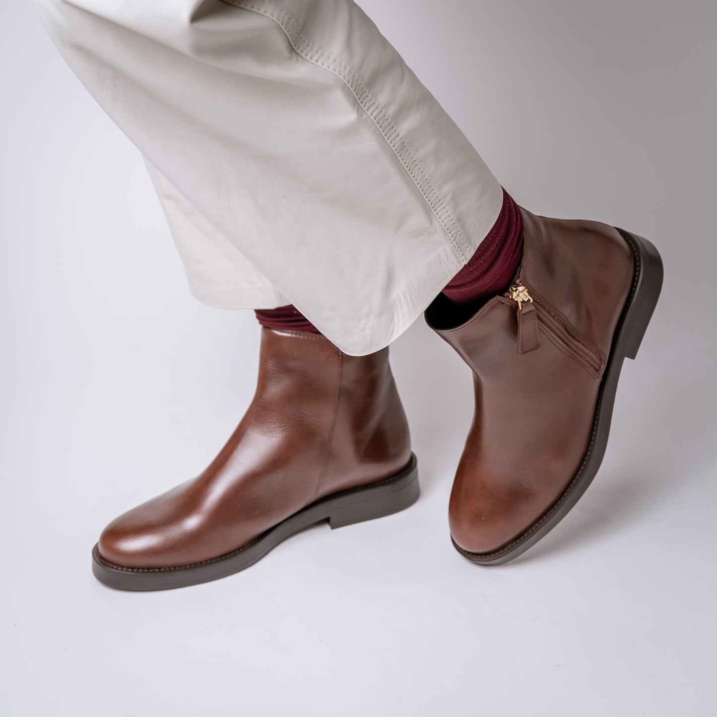 BOTIN LUSTRE 24-I CAOBA