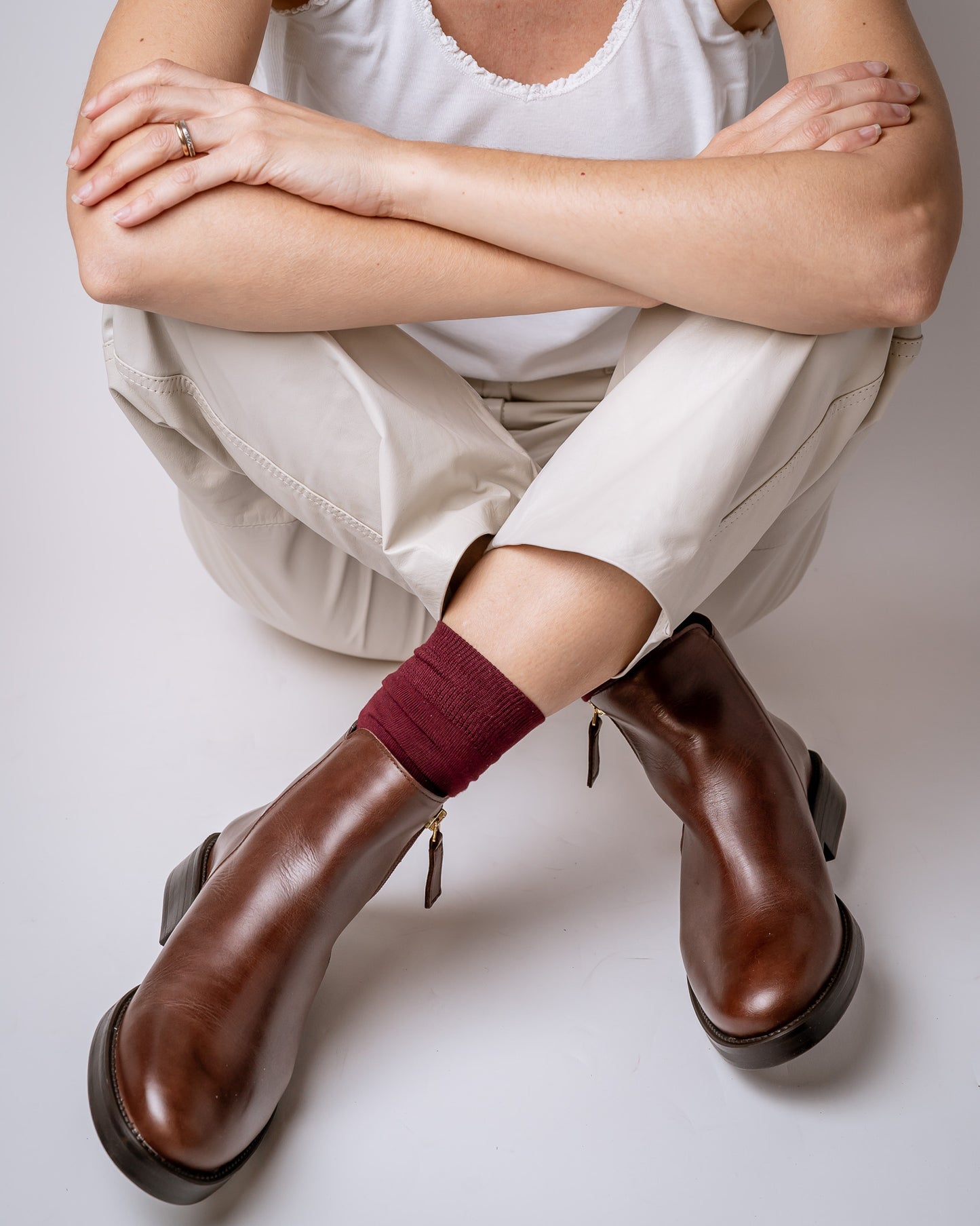 BOTIN LUSTRE 24-I CAOBA