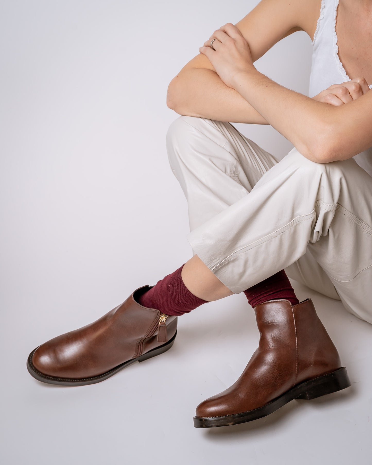 BOTIN LUSTRE 24-I CAOBA