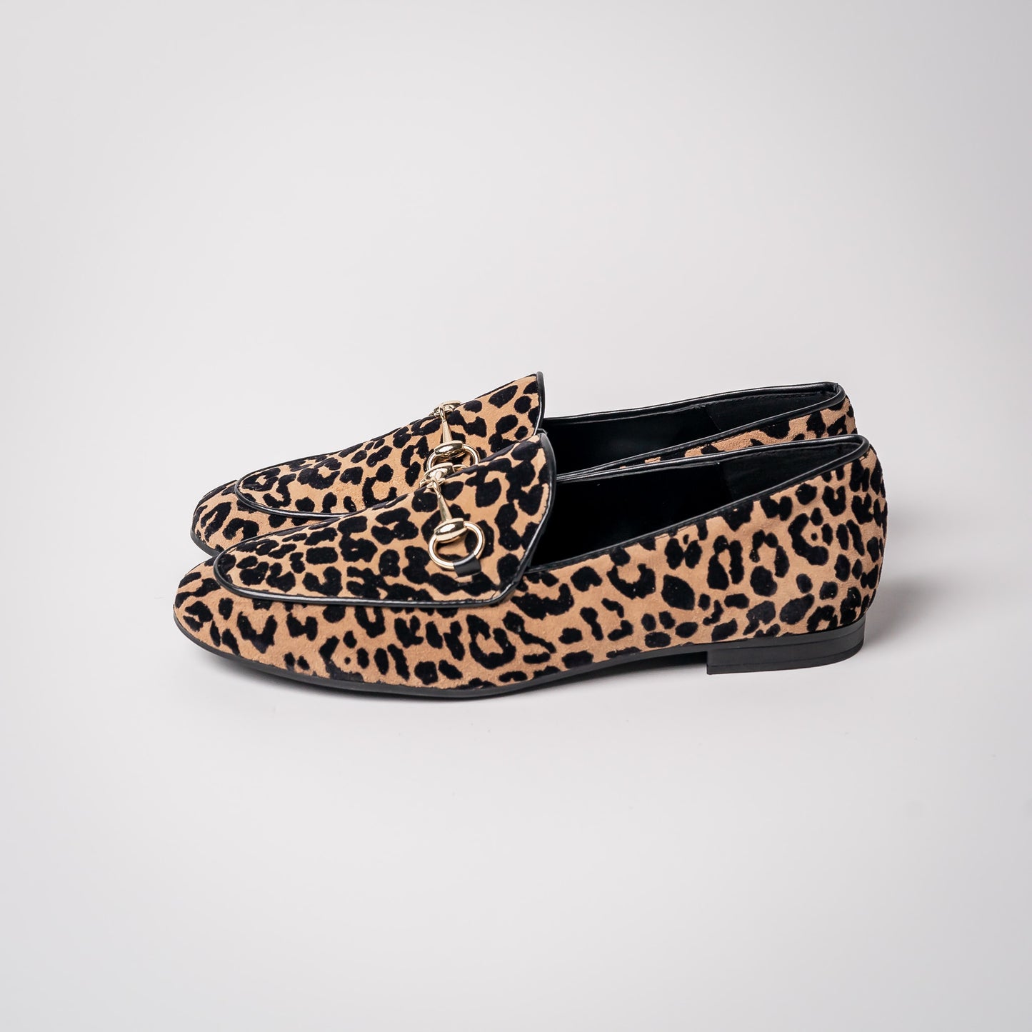 MOCASÍN LEOPARDO