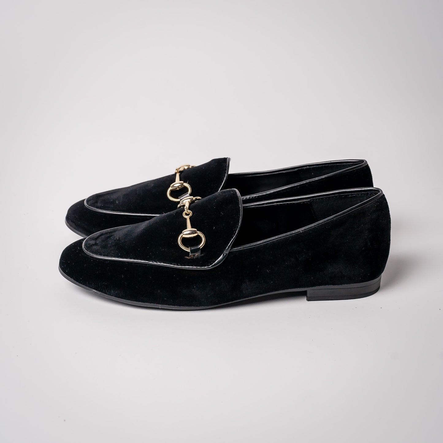 MOCASÍN TERCIOPELO 24-I NEGRO