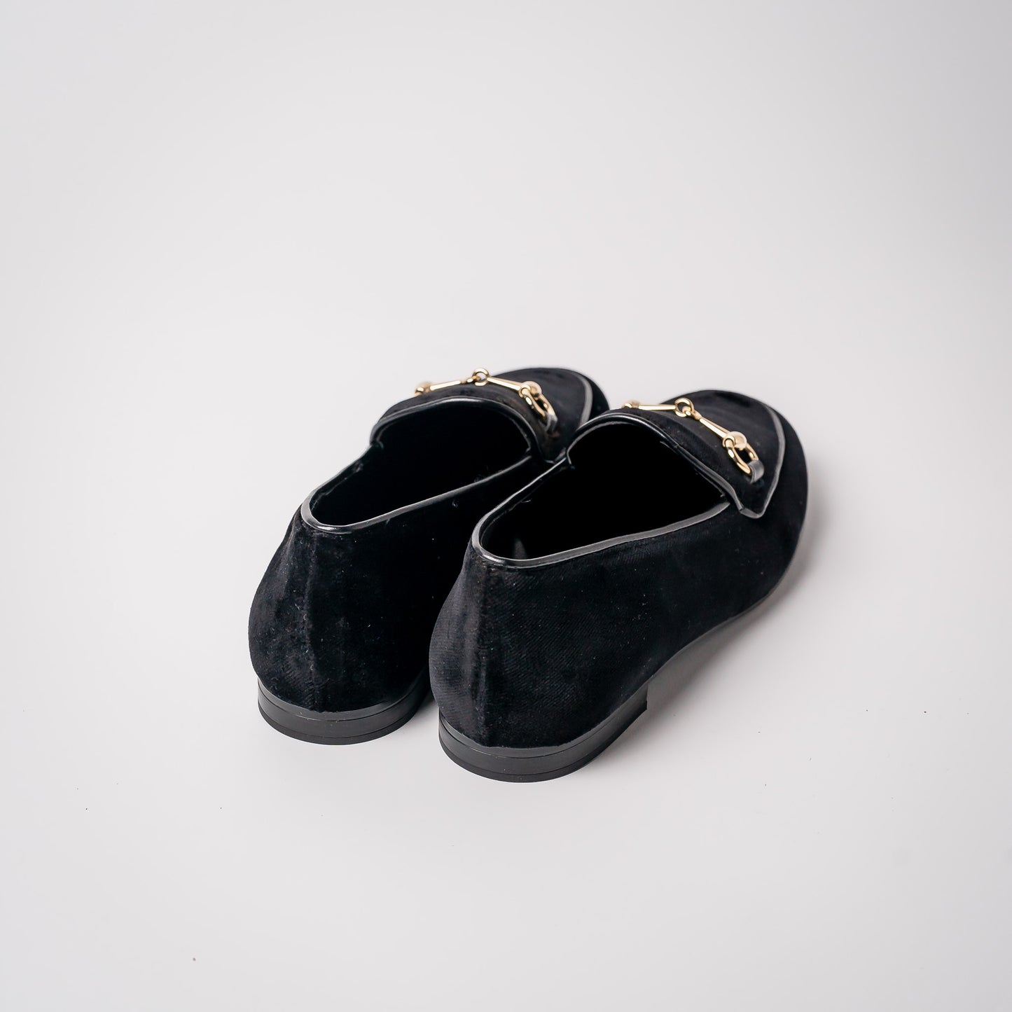 MOCASÍN TERCIOPELO 24-I NEGRO