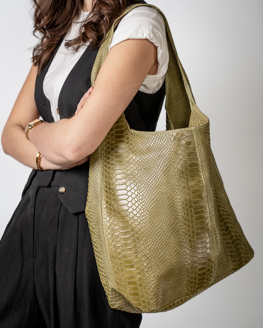 CARTERA AZUCENA VERDE