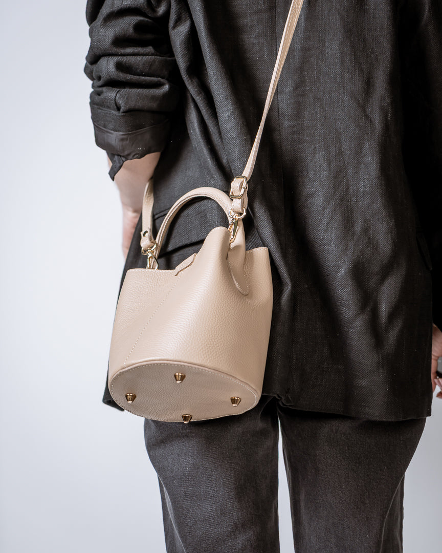 CARTERA MILA CRUDO